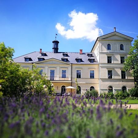 Chateau Mcely Exteriör bild